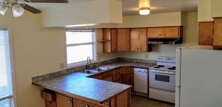 2707 Miles Ave - Photo 2 of 7