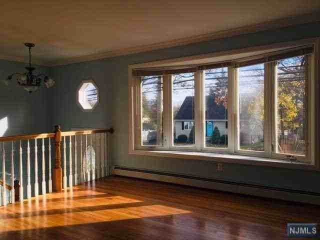 89 E Prospect St - Photo 2 of 14