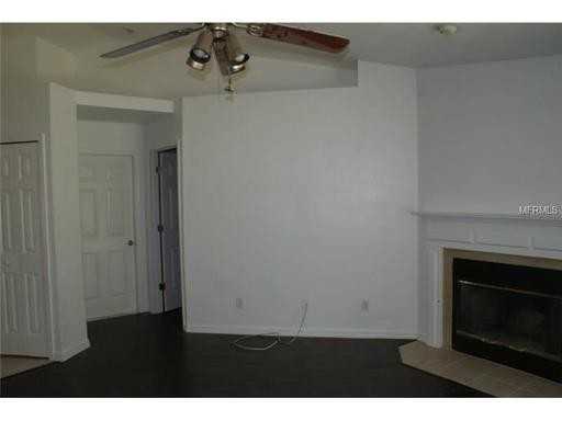 404 Landress Ln - Photo 2 of 5