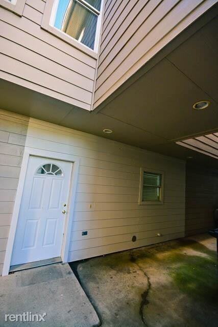 4628 Jetty Ln - Photo 2 of 18