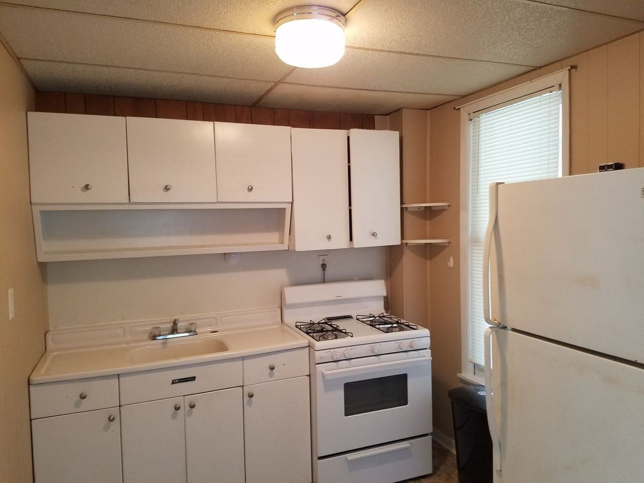 716, 718 & 720 Monongalia Avenue - Photo 2 of 5