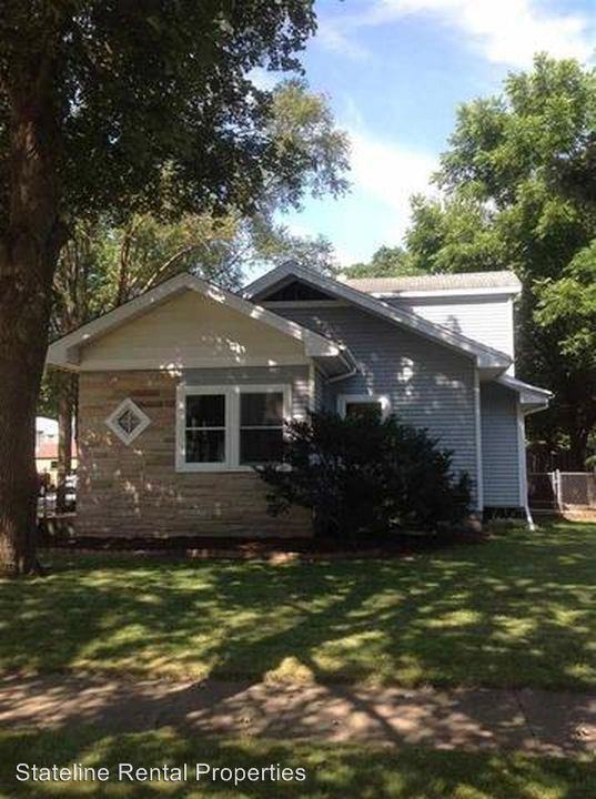 2004 N Court St - Photo 2 of 10