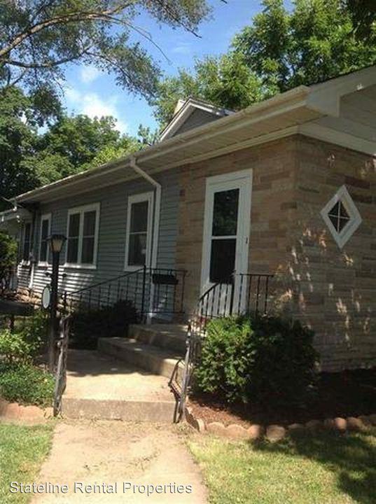 2004 N Court St - Photo 3 of 10