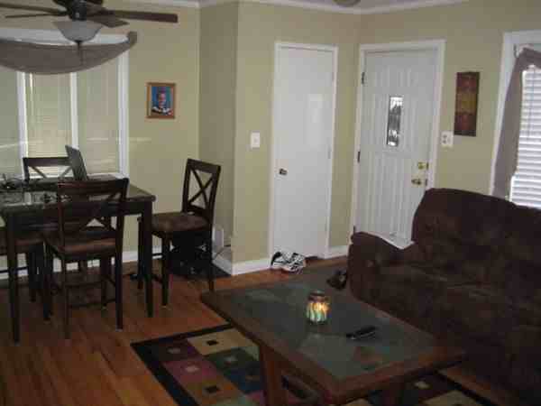 11056 Haller St - Photo 3 of 18