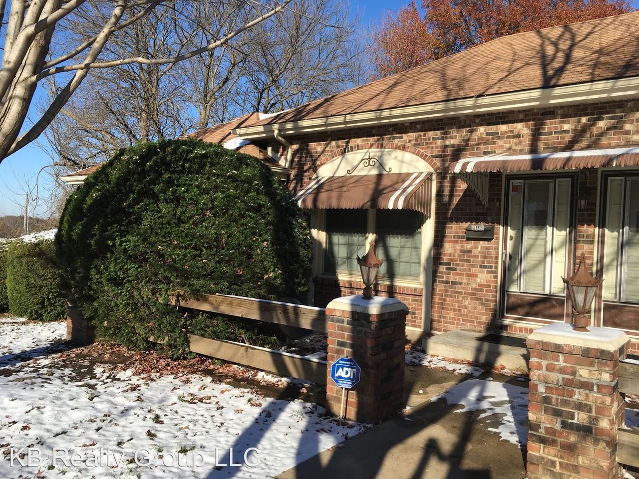 832 NW 15 St - Photo 2 of 22