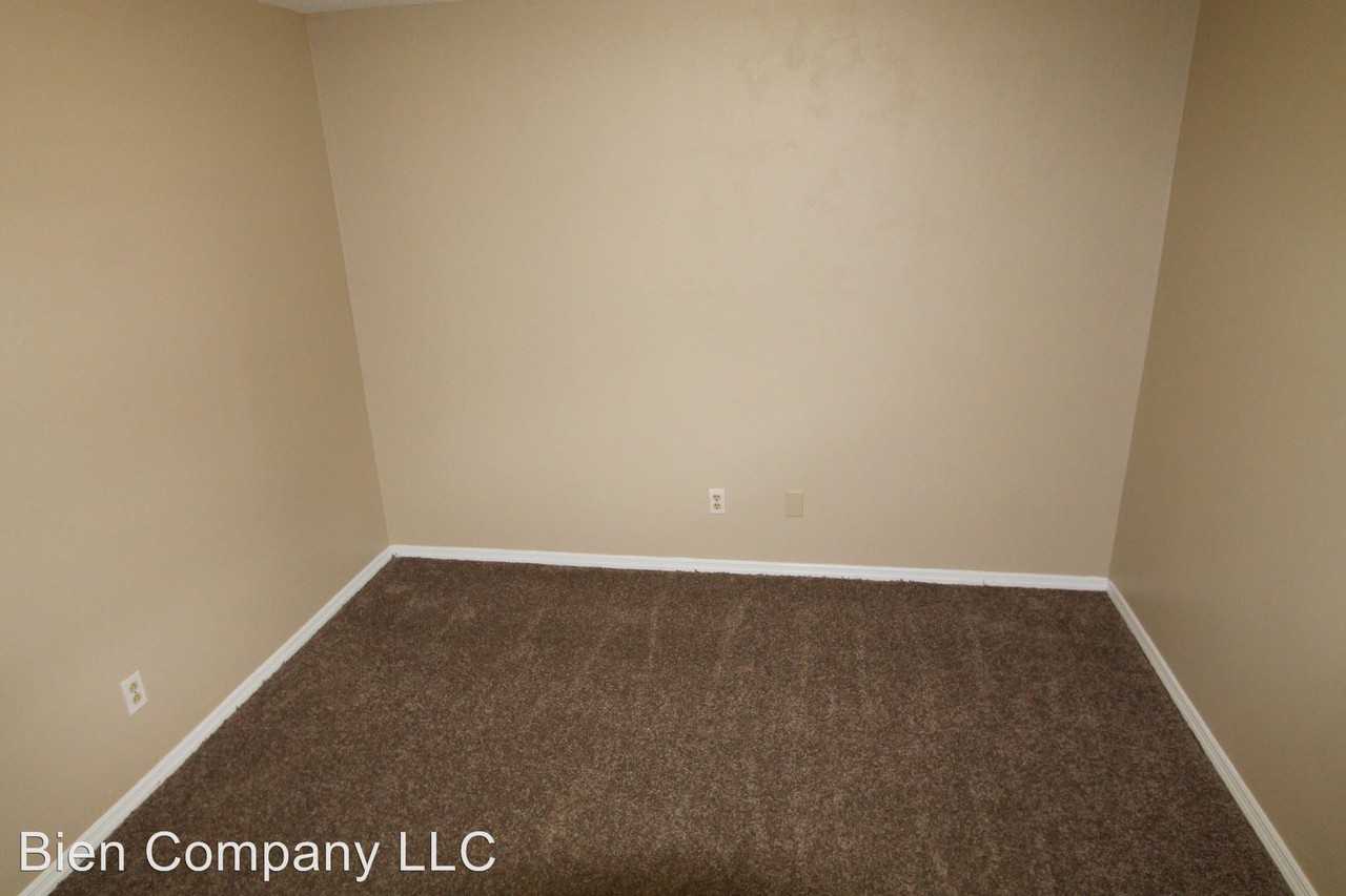 11406 S Lakeview Dr - Photo 3 of 5