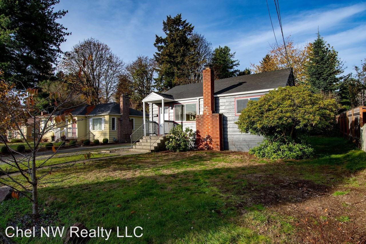 10126 NE 186th St - Photo 3 of 30