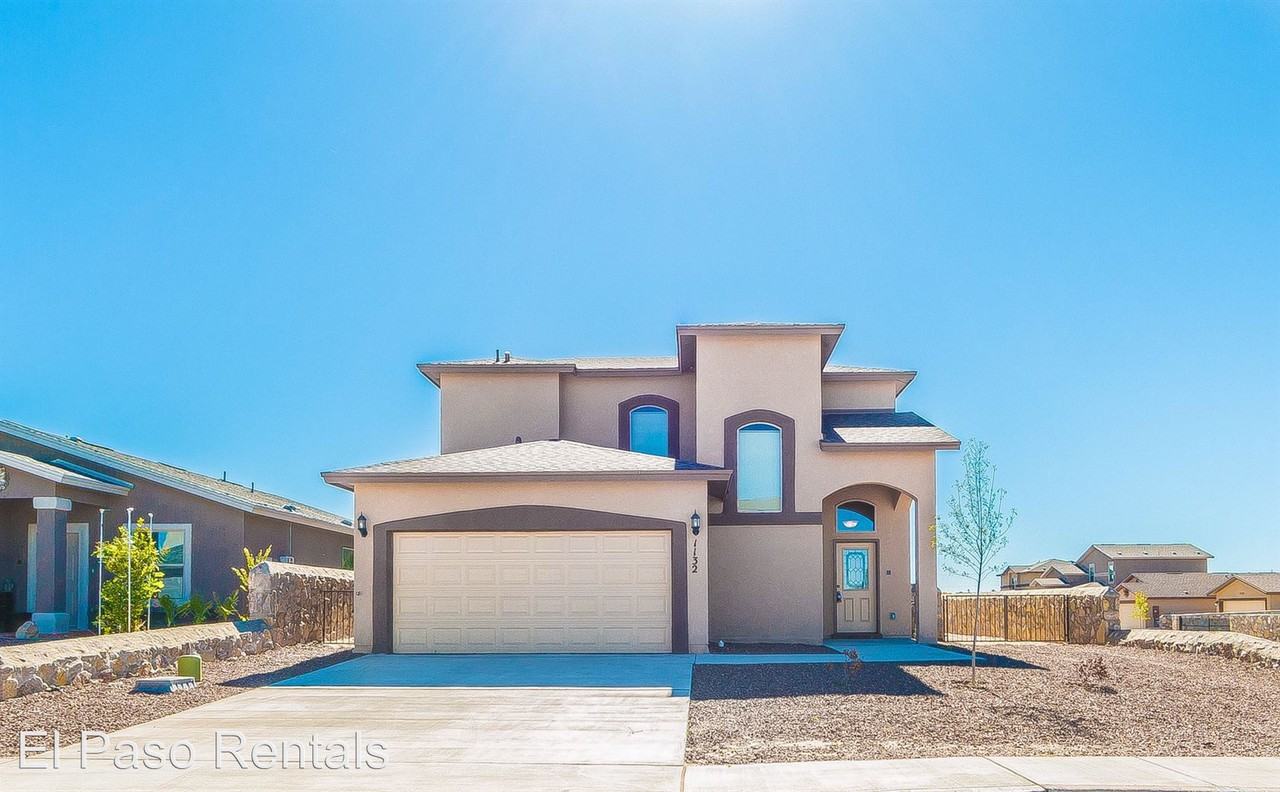 1132 Natalia St - Photo 3 of 24