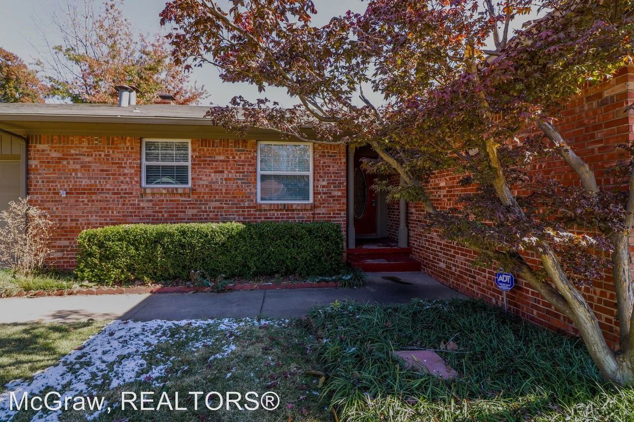 5335 S Columbia Pl - Photo 2 of 17