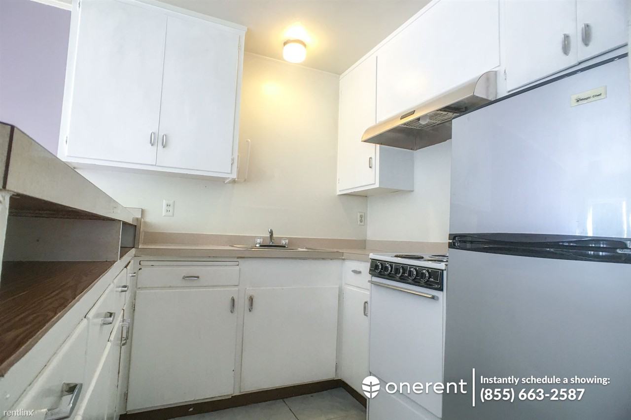 1435 Waller St #1 - Photo 3 of 6