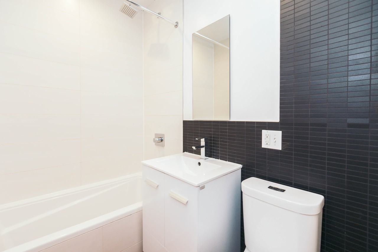 Montrose - Photo 3 of 11