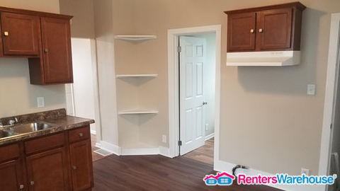 2560 S 5th Pl - Photo 3 of 14