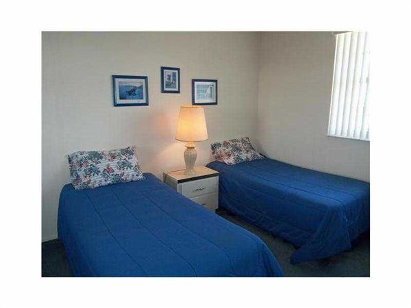 3993 CYPRESS REACH COURT - Photo 3 of 19