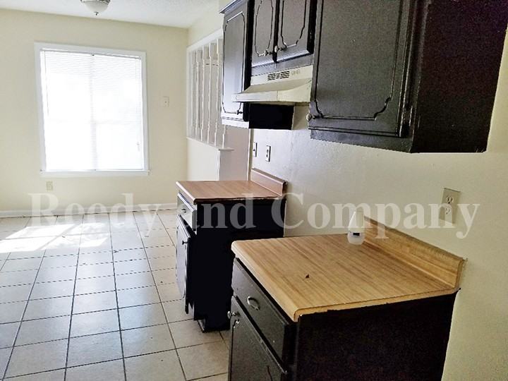 5635 Crievewood Dr - Photo 3 of 15