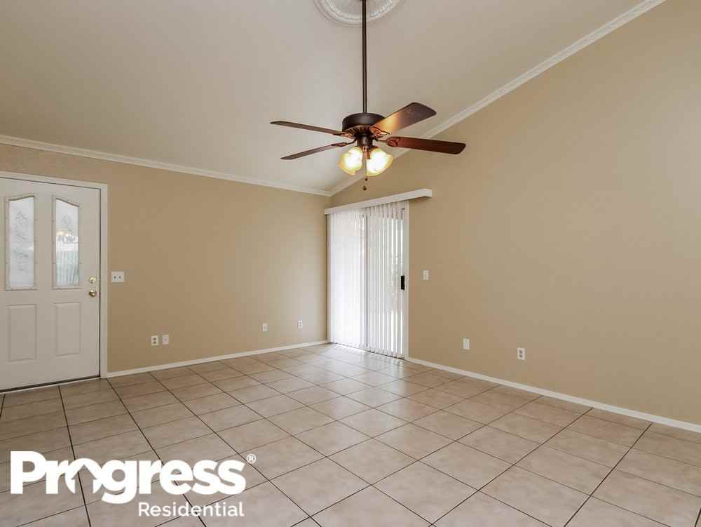 3451 W Baylor Ln - Photo 2 of 12