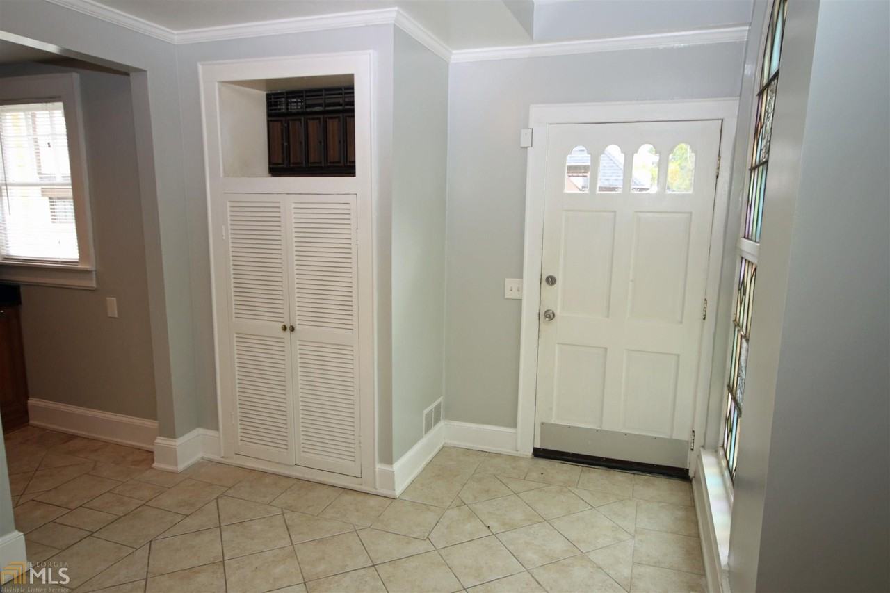 2044 Fairhaven Cir NE - Photo 3 of 29