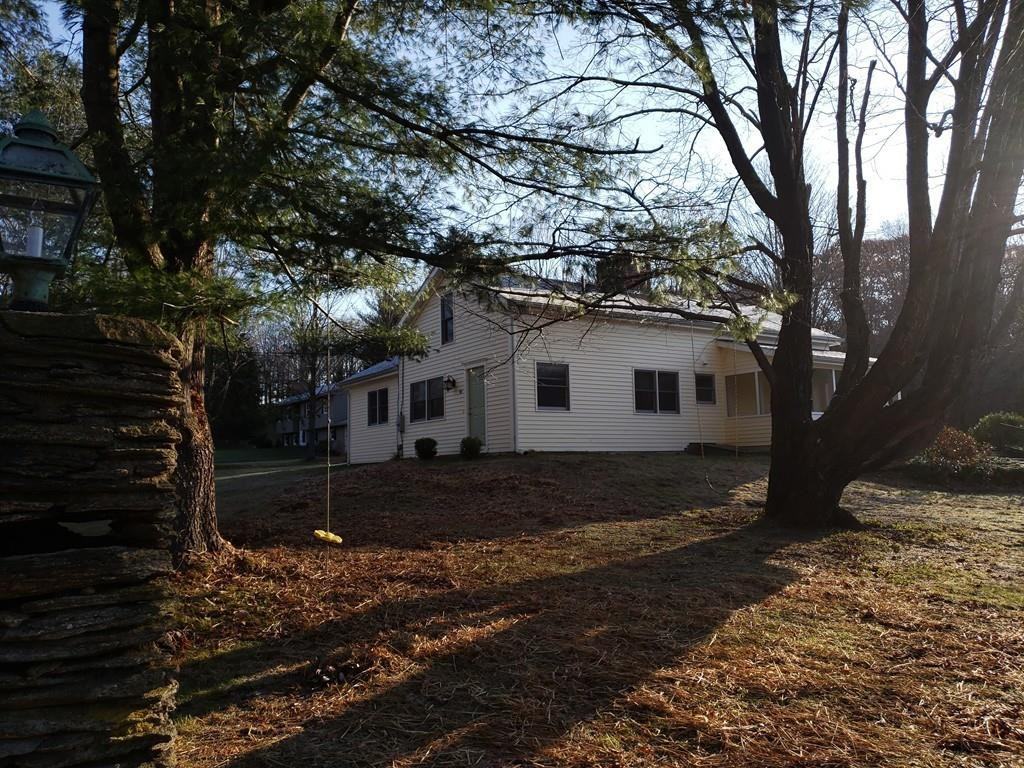 10 South Ln - Photo 2 of 14