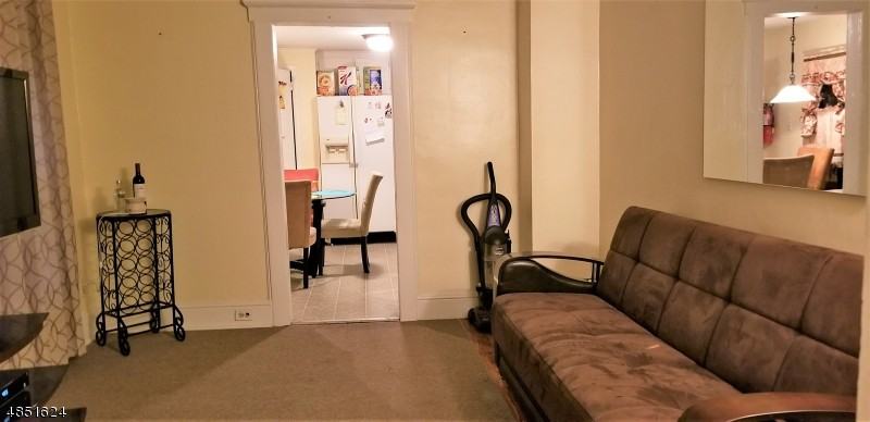 18 N 8th St - Photo 3 of 8