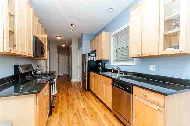 2639 West Belmont Avenue - Photo 3 of 15