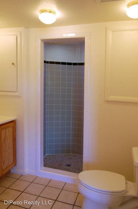 1842 S Heytze Ln - Photo 2 of 18