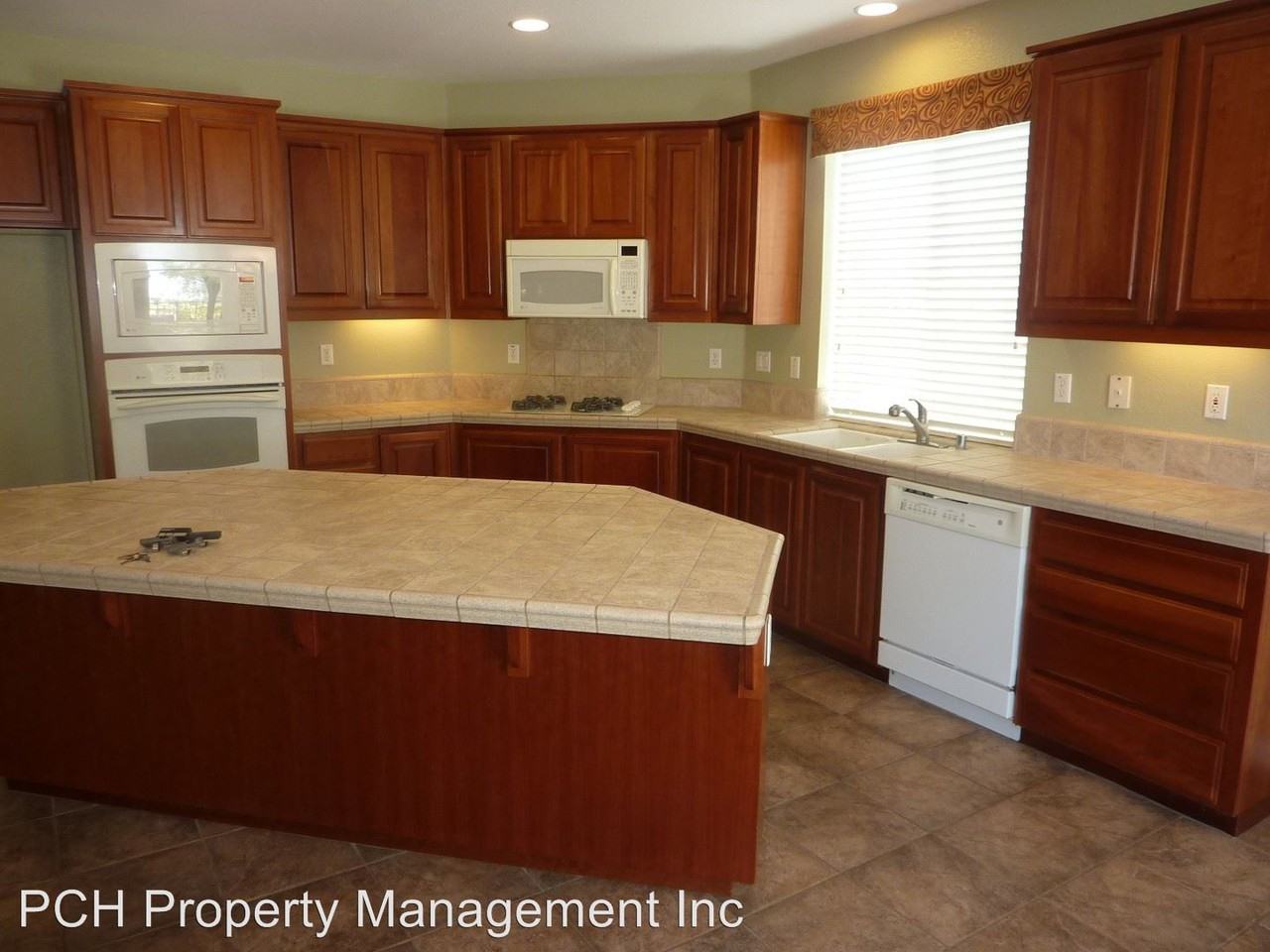 208 Granite Park Ct - Photo 2 of 8