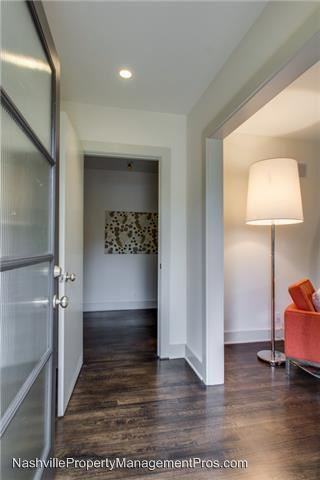 327 Lauderdale Rd - Photo 3 of 19