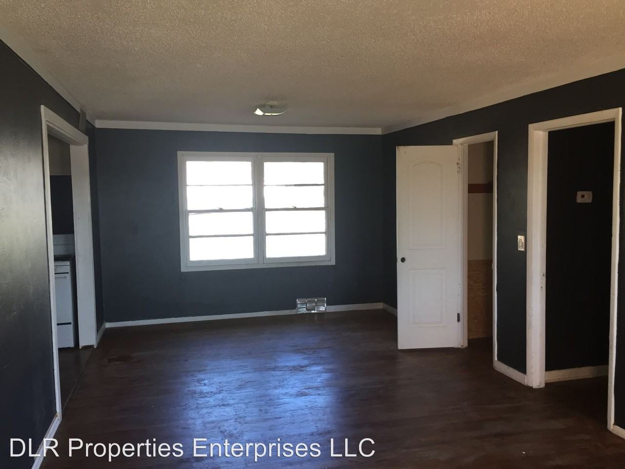 7639 E 7th St - Photo 2 of 7