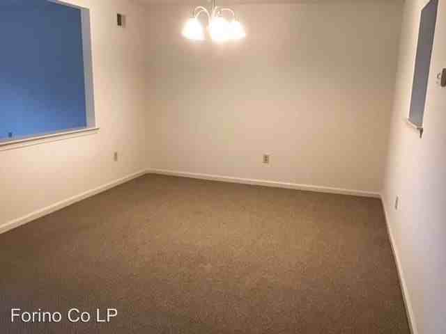 204 Nicole Way - Photo 3 of 12