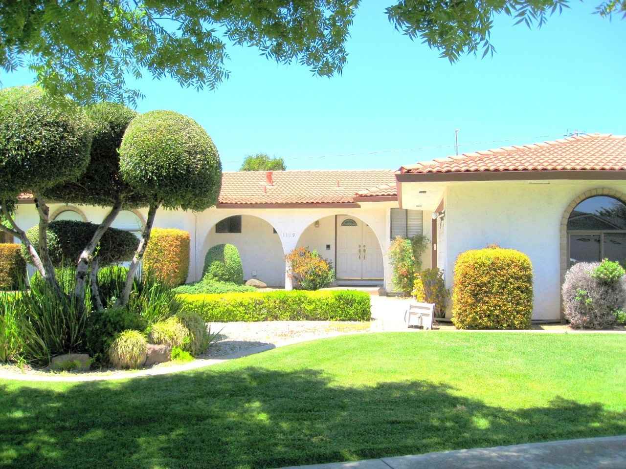 1119 The Dalles Ave - Photo 2 of 18