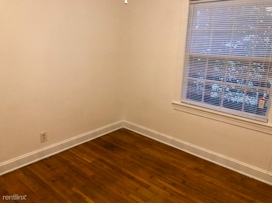 4601 Elkins Ave - Photo 3 of 10