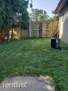 5728 Monona Dr - Photo 2 of 11