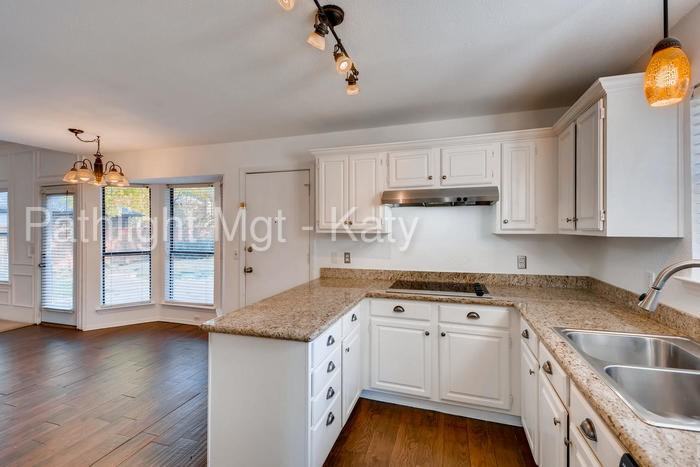 2100 Steppington Ave - Photo 2 of 16