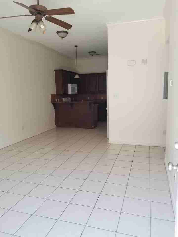 399 San Roberto Road - Photo 3 of 11