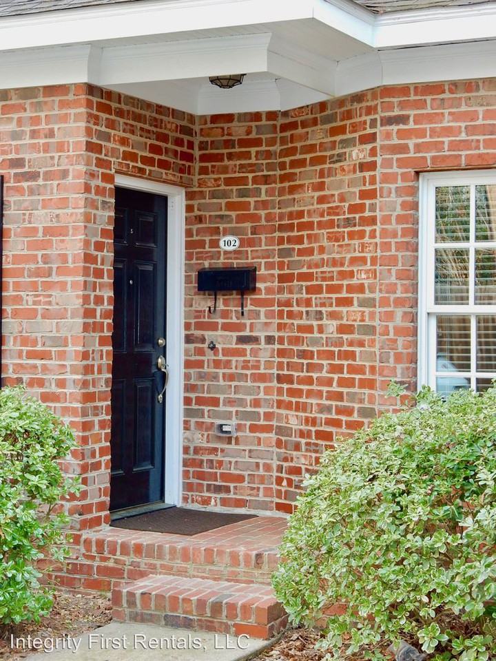 320 Glenburney Dr #102 - Photo 2 of 45