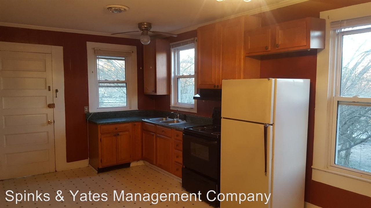 6203 19th Ave - Photo 3 of 9