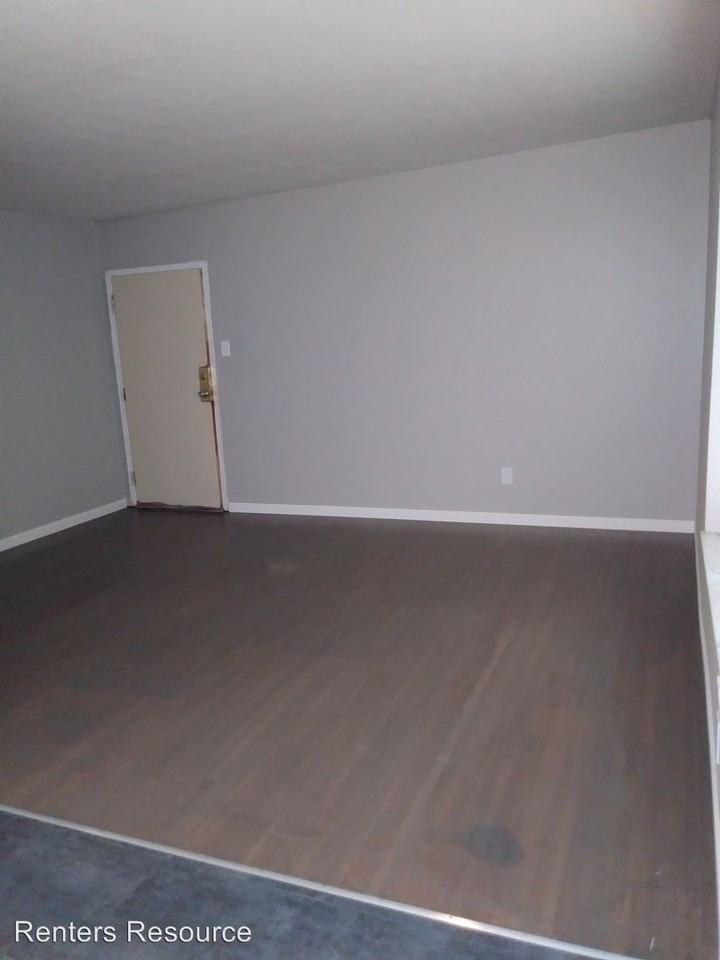 4778 S. Spring Ave. - Photo 2 of 15