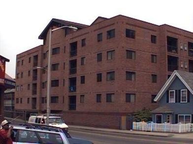 5 Ferry St Everett Ma 2 Bedroom Condo For Rent For 1 300 Month Zumper