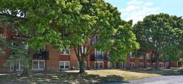 4 Applewood Dr Belleville On K8p 4e2 2 Bedroom Apartment