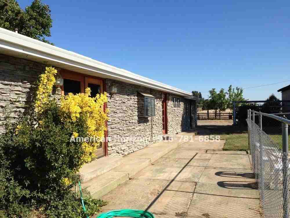 3183 Bradshaw Rd - Photo 3 of 6