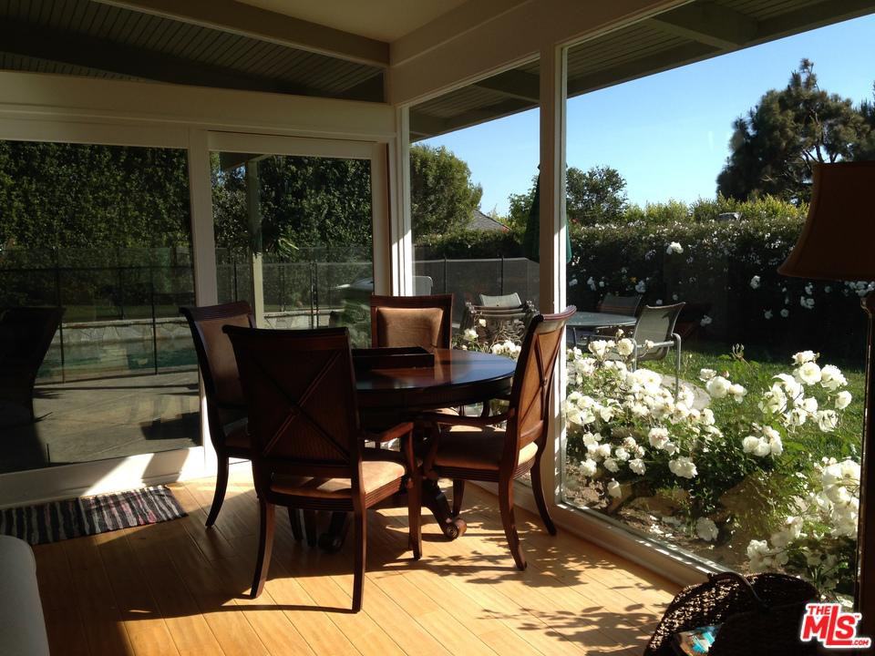 7212 Birdview Ave - Photo 3 of 23