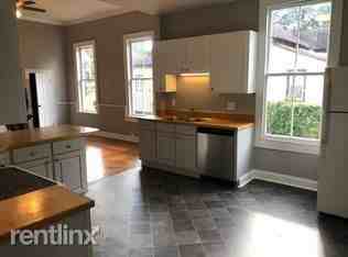 390 W Broad St - Photo 3 of 9