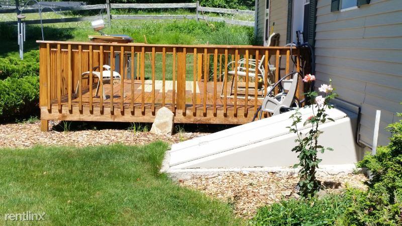 369 Main St - Photo 2 of 21