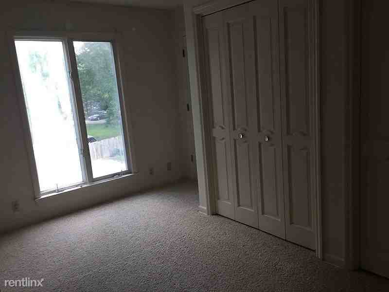 16 W Harrison Ave - Photo 3 of 4