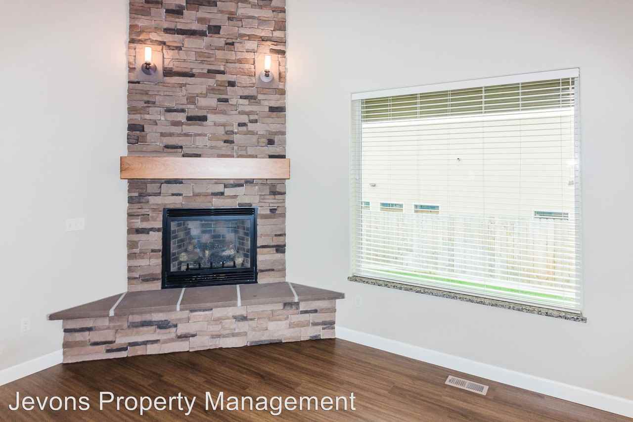 7306 W Chestnut Ave - Photo 3 of 18