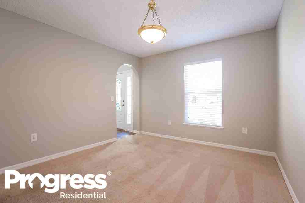 6219 Venezia Pl - Photo 3 of 17