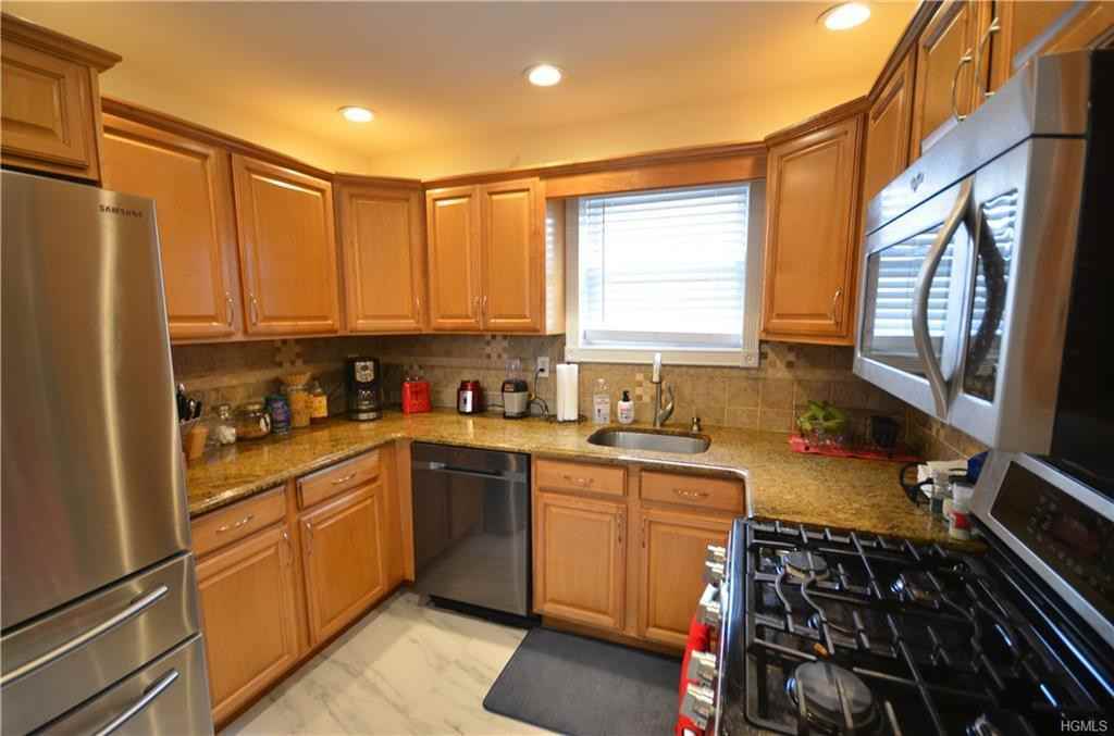 3264 Griswold Ave - Photo 3 of 18