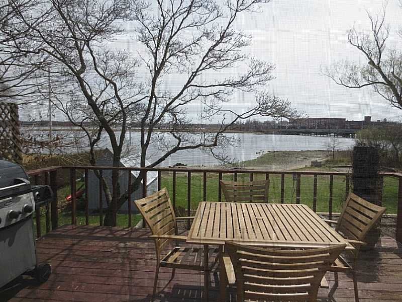 27 Sowams Rd - Photo 2 of 3