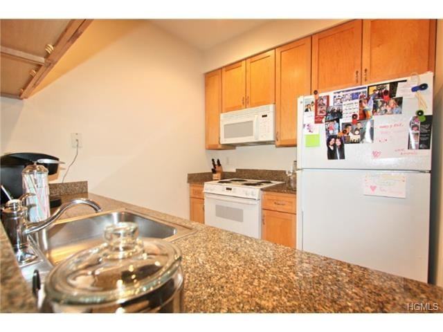 22 Gair St #22 - Photo 2 of 5