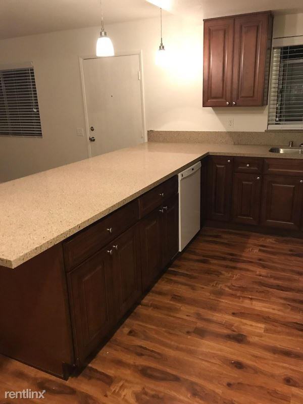 10022 Campo Rd - Photo 3 of 9