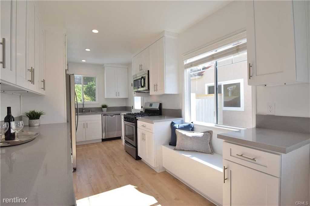 22636 Crosshill Ave - Photo 2 of 24